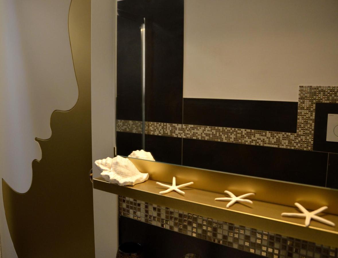 Hotel Gold White Exclusive House Polignano a Mare Esterno foto